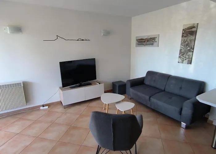 Apartment T2- Martine *